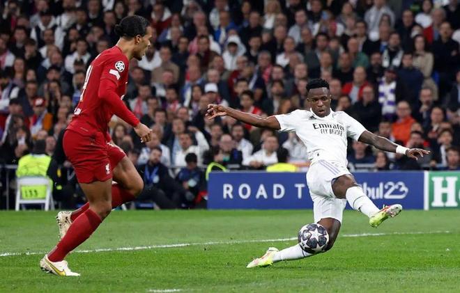 连续30场非友谊赛保持不败，西班牙是历史第四队（西班牙完成非友赛30场不败，位列历史第4）